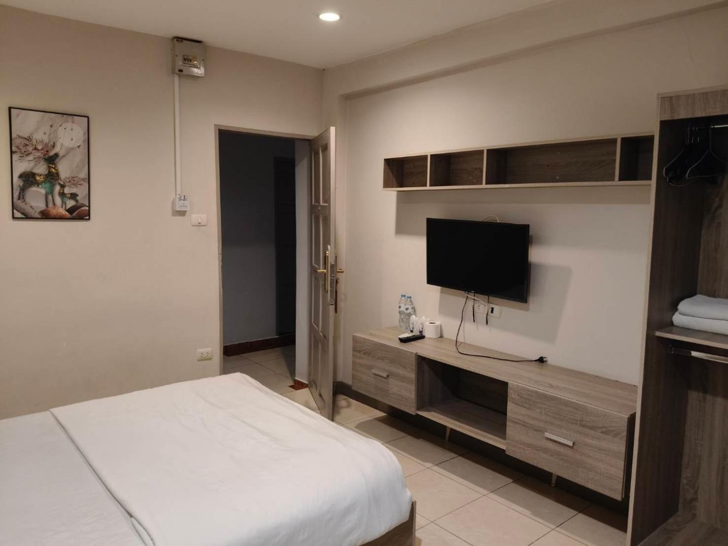 T3 Residence Бангкок Екстер'єр фото